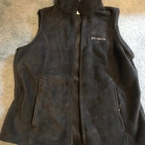 Columbia Vest